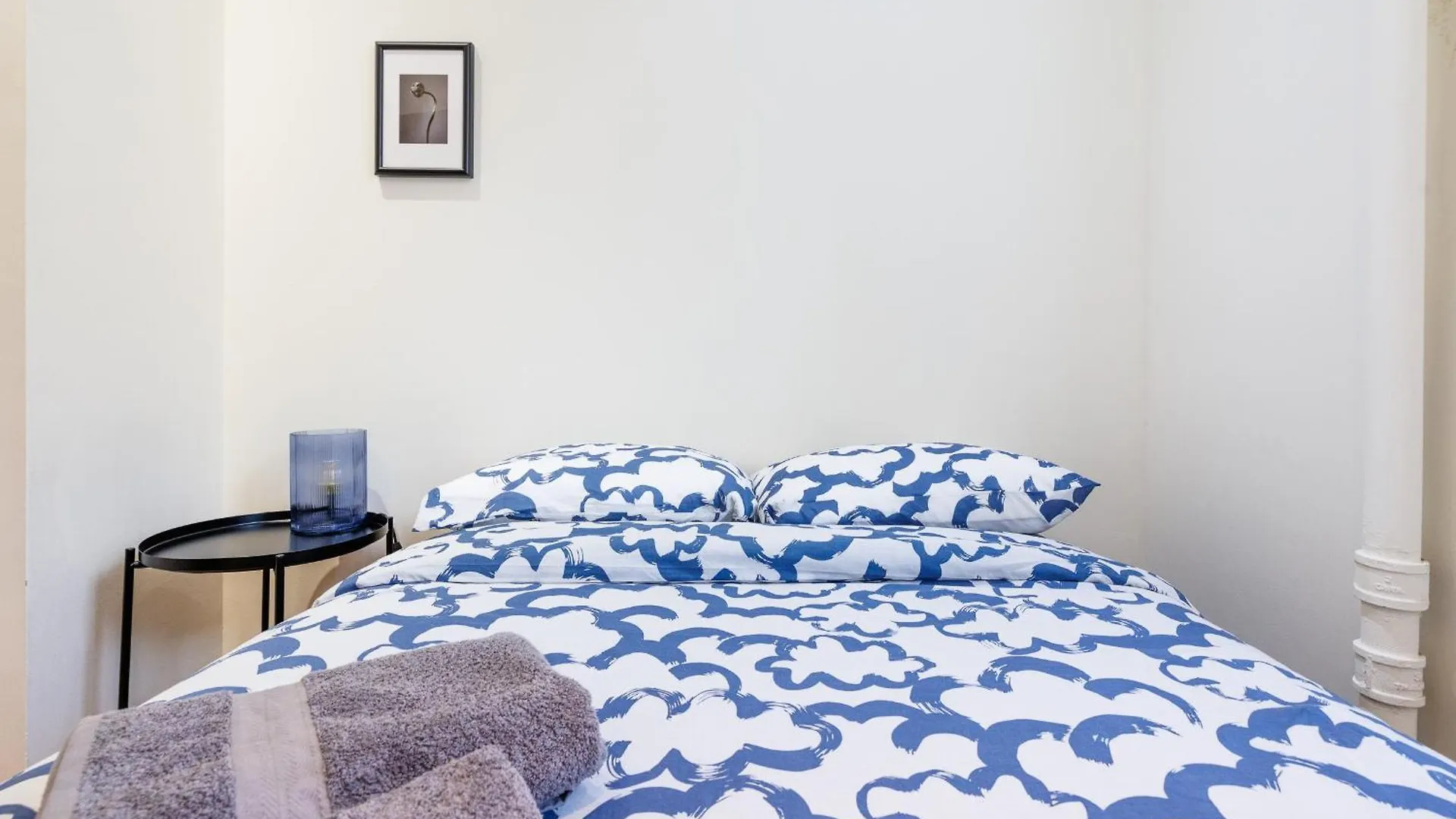 Enjoy Easy Access To The Heart Of Uws Daire New York